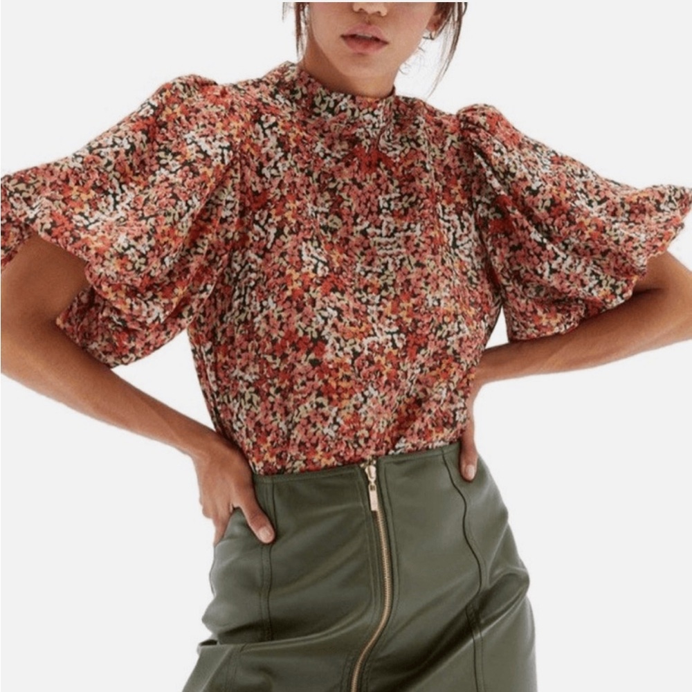 MINKPINK “Gabae” Puff Sleeve Top, Size Medium.